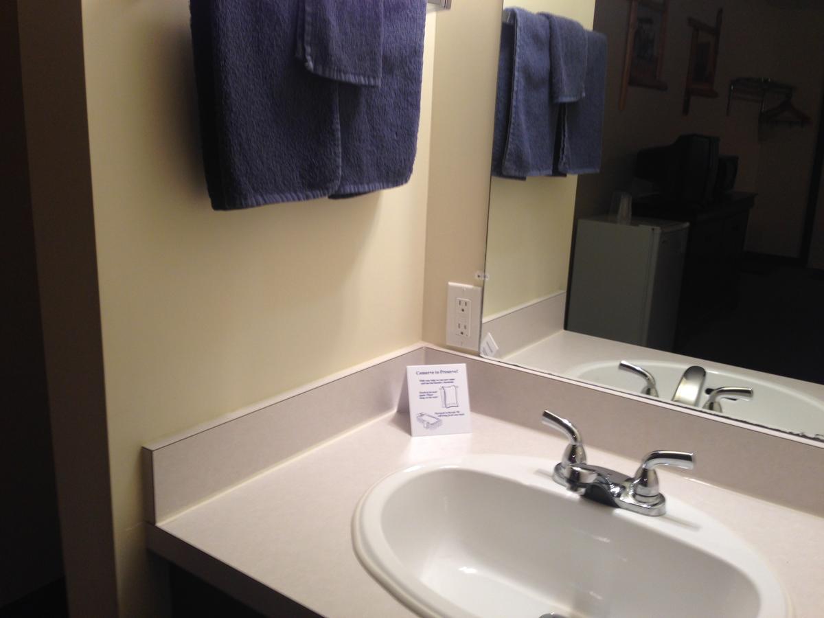 High River Motor Motel Екстер'єр фото